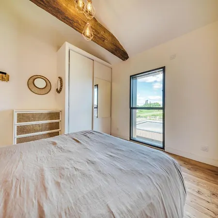 Vakantiehuis Smartstay - Maison En Calade Avec Piscine Theize