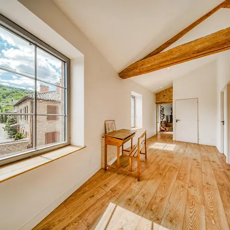 Smartstay - Maison En Calade Avec Piscine * Theize